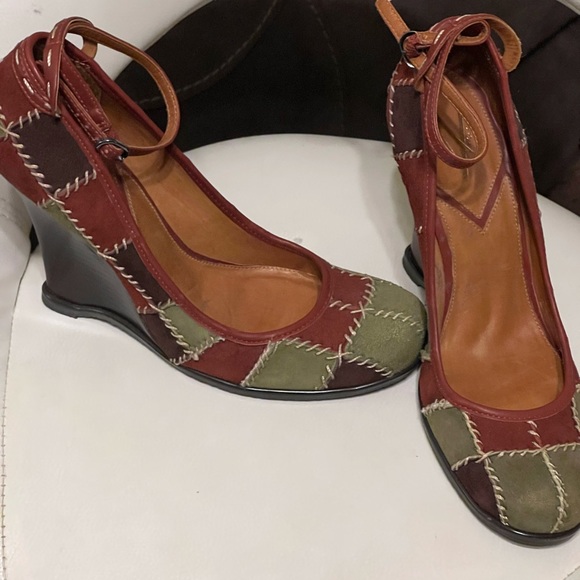 Size 6B Vince Camuto Brown ,rust & green suede Wedge Heel Shoes Sandal - Picture 3 of 8